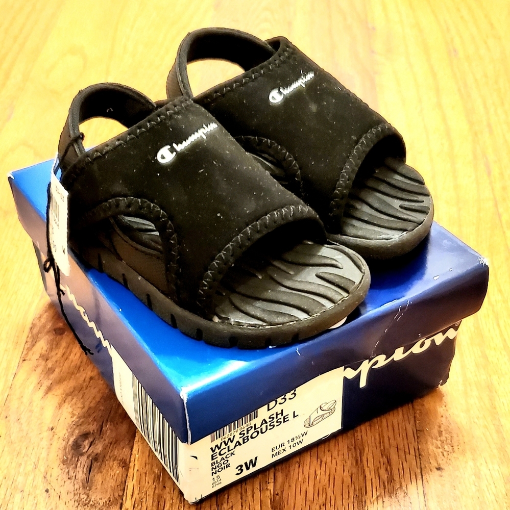 Boys sandals